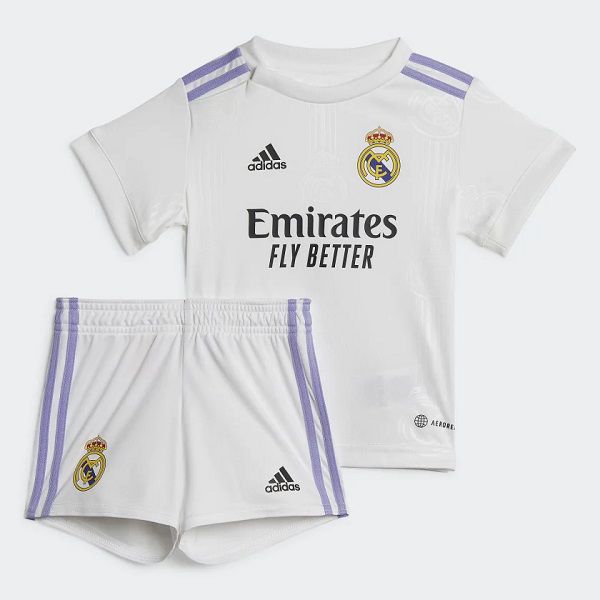 La primera puesta del Real Madrid |Conjunto oficial Bebe del Madrid | viste  a tu bebe del Real