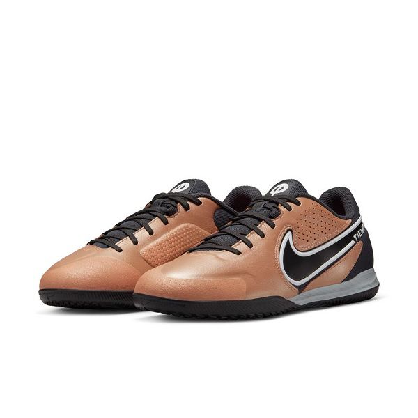ZAPATILLAS REACT LEGEND 9 PRO IC